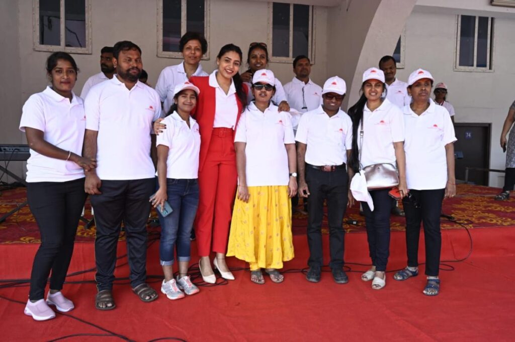 Samarthanam-Walkathon-for-the-Disabled-was-held-at-Kanteerva-Stadium-6