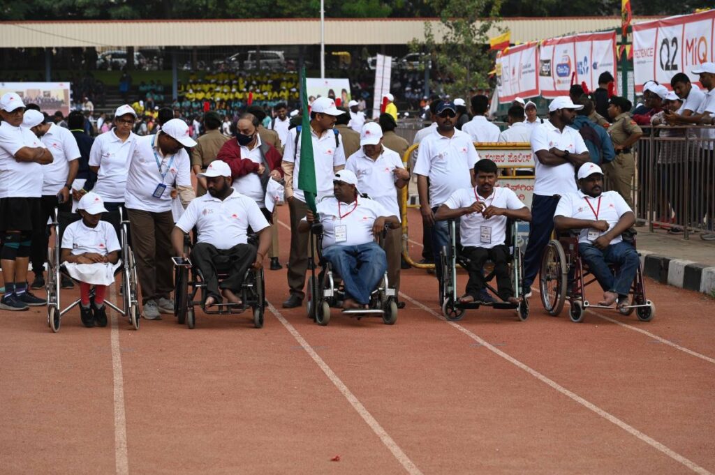 samarthanam-17th-zs-walkathon-held-at-kittur-rani-chennamma-stadium-6